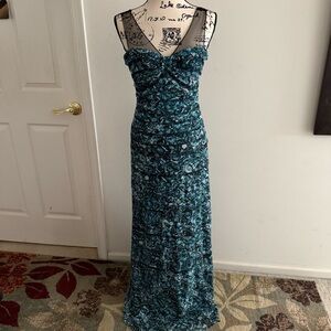 BCBGMaxAzria Jennie Blue Surf Combo Licrystal Maxi Dress Gown